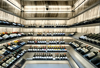 ����ظ߶˼t�ƌ�(zhu��n)�u(m��i)�����˽�غ�ؾƽ�